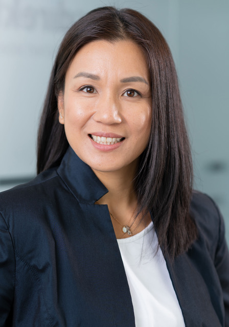 Naomi Khong Expertin für Marketing Sales & Service